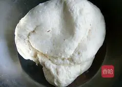 Illustration of how to make dumplings with loofah stuffing 2