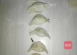 Chives Illustration of how to make egg dumplings 7