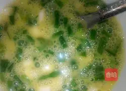 Fried egg noodles with chopped green onion Illustration of how to do it 1