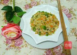 Illustration of how to make pepper, carrot and egg fried rice 13