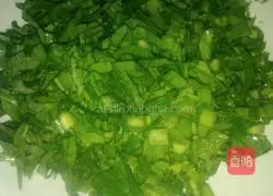 Illustration of how to make fried rice with shredded green vegetables, winter bamboo shoots 1