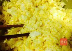 Simple golden egg fried rice recipe 5