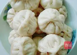 Illustration of how to make carrot and meat buns 10