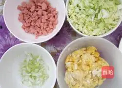 Egg Fried Rice Recipe Illustration 2