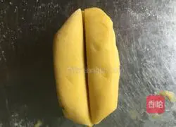  Illustration of how to make pumpkin lotus steamed buns 14