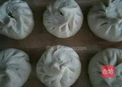 Baos...Egg, Zucchini and Onion Filling Recipe Illustration 11