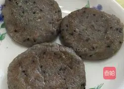 Illustration of how to make peanut sesame and bean dregs cake 6