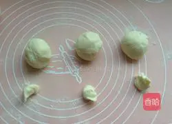 Illustration of how to make open-faced sesame cakes 2