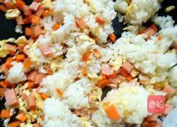 Illustration of how to make fried rice 5