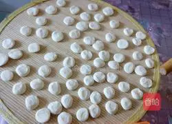 Illustration of how to make the legendary Liuliu Dashun dumplings 5