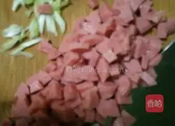 Illustration of how to make ham omelette 2