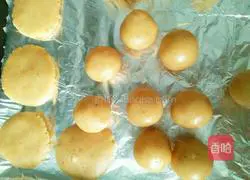 Illustration of how to make crispy cakes 10