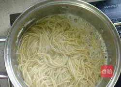 Illustration of how to make noodles 1
