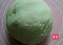 Illustration of how to make white radish and meat stuffed buns 1