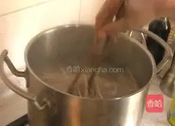 Illustration of home-style fried beans and noodles 8