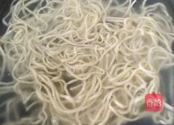 Illustration of how to make meat sauce noodles 3