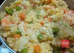 Illustration of how to make slap fried rice 17