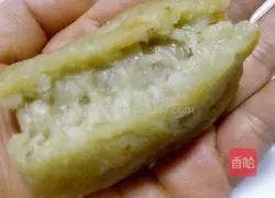 Illustration of making glutinous rice and lotus root cake 11