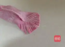 Illustration of how to make goldfish dumplings 17