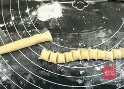 Illustration of how to make Wangzai steamed buns 5