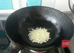 Illustration of how to make sunflower egg fried rice 3