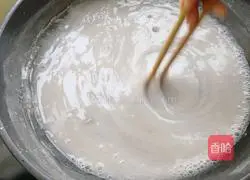 Illustration of how to make water chestnut powder jelly 4