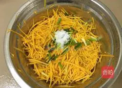 Pumpkin Egg Pancake Recipe Illustration 4