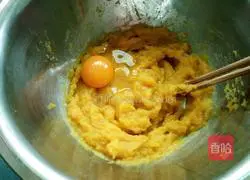 Illustration of how to make sunflower buns 4