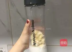 Illustration of how to make breakfast waffles 3