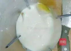 Illustration of how to make minced meat sandwich 3