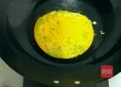 Illustration of how to make beef fried rice 4