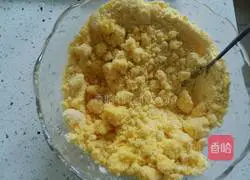 Illustration of how to make leek pancakes in old Beijing 3