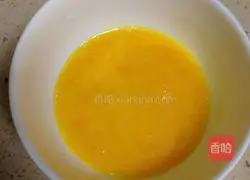 Illustration of how to make sweet potato pancakes 3