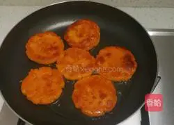 Illustration of how to make sweet potato pancakes 7