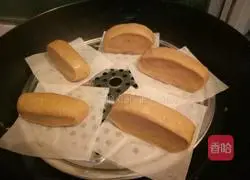 Illustration of how to make brown sugar steamed buns 11