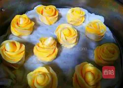 Illustration of how to make rose steamed buns (corn flavor) 7