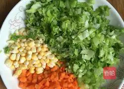 Multi-element fried rice (children's version) recipe illustration 2