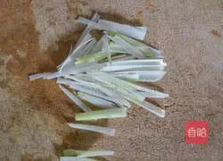 Illustration of how to make potato pancakes 3