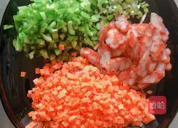 How to make sausage and vegetable fried rice Illustration 1