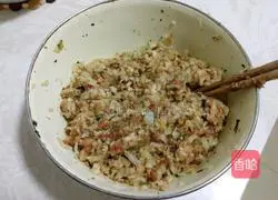 Illustration of how to make white radish and meat-filled vegetable dumplings 9