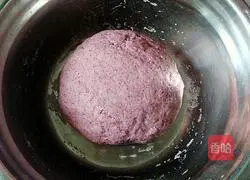 Illustration of how to make rose steamed buns 1