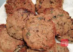 Illustration of how to make soy milk dregs meatloaf 9