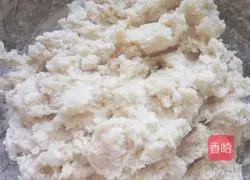 Illustration of how to make hot noodle hand cakes 2