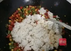 How to make omelette rice Illustration 5