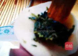 Illustration of how to make bitter vegetable dumplings 10