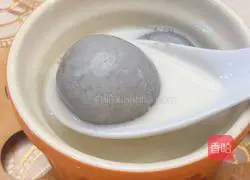 Illustration of how to make milk dumplings during the Lantern Festival on the 15th day of the first lunar month 6