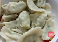 Illustration of how to make zucchini, egg and shrimp skin dumplings 8