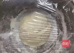 Illustration of how to make minced meat vermicelli buns 1