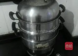 Illustration of how to make celery buns 10