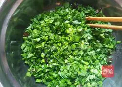 Illustration of how to make vegetarian three fresh dumplings 7